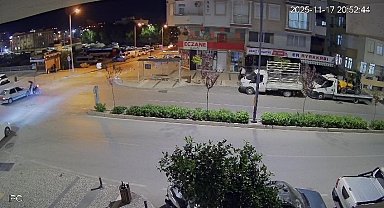 Motosikletli aracın üstünden takla atarak uçtu