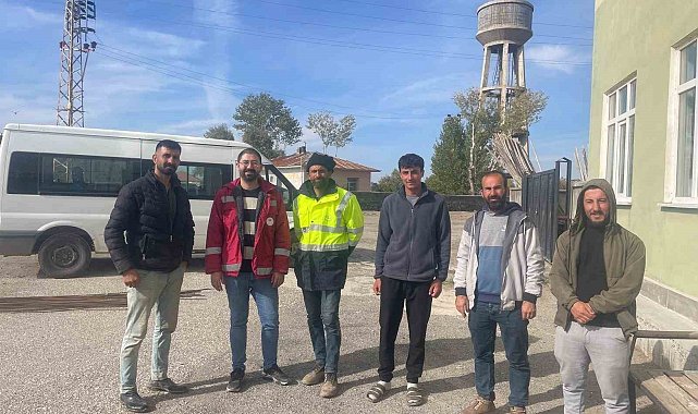 Muradiye'de buzağı ölümlerini azaltmaya yönelik eğitim seferberliği