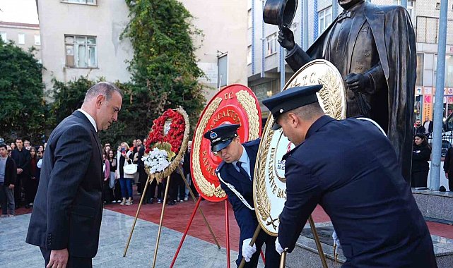 Mustafa Kemal Atatürk Sancaktepe'de saygı ve özlemle anıldı