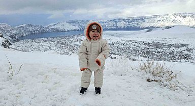 Nemrut Kalderası beyaz gelinliğini giydi