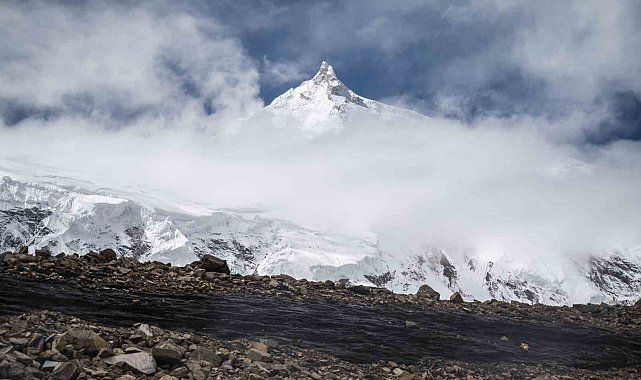 Nepal'de çığ: 7 dağcı hayatını kaybetti