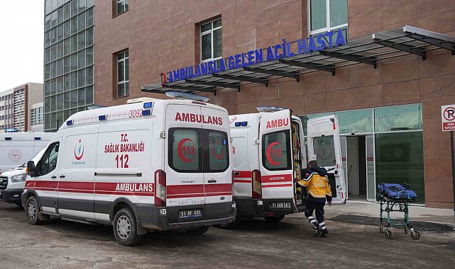 Niğde'de oto galeri önünde silahlı saldırı: 1 yaralı