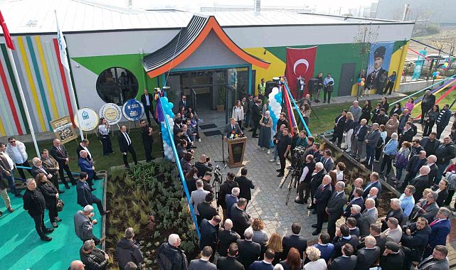 Nilüfer Belediyesi'nin dördüncü, kreş ve gündüz bakımevi açıldı