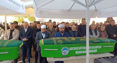 Oğlu tarafından öldürülen adam toprağa verildi