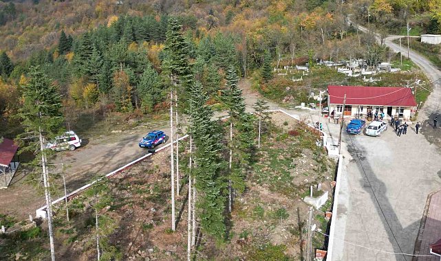 Oğluyla birlikte kaybolan kadının telefon sinyalinin alındığı bölgede arama çalışmaları sürüyor