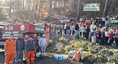 Öğrencilere yangın ve çevre bilinci konusunda yerinde bilgi verildi