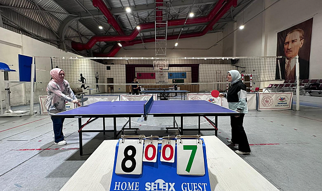 Öğretmenler Günü turnuvaları Akhisar'da büyük ilgi gördü