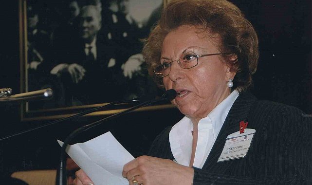 Ömrünü eğitim ve kadınlara adamış Cumhuriyet Çınarı Nüket Ersoy vefat etti