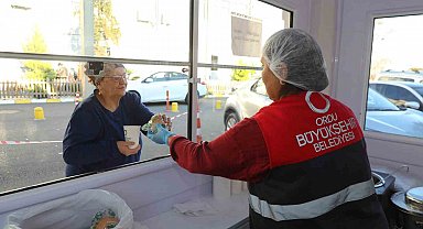 Ordu'da hastaneye gelen vatandaşlara çorba ikramı