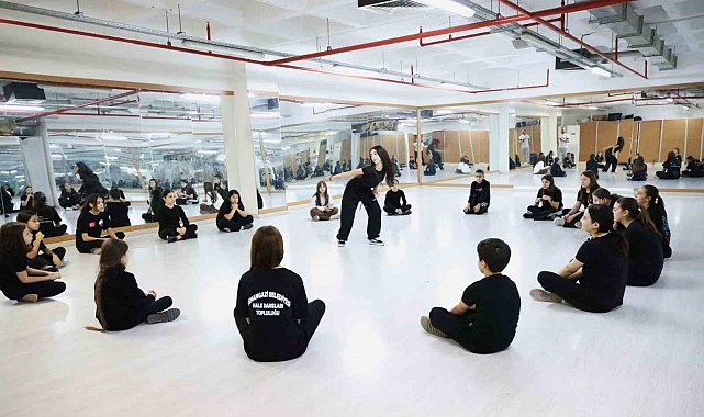 Osmangazi Belediyesi geleceğin dansçılarını yetiştiriyor