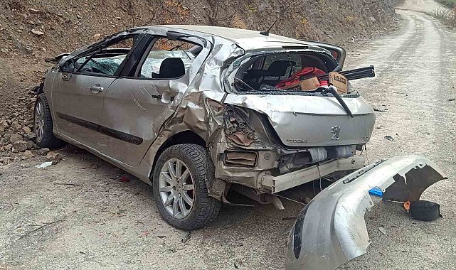 Otomobil uçuruma yuvarlandı, kaza gün ağarınca ortaya çıktı: 1 ağır yaralı
