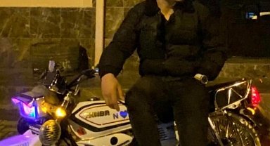 Otomobille çarpışan motosikletin 22 yaşındaki sürücüsü hastanede yaşamını yitirdi