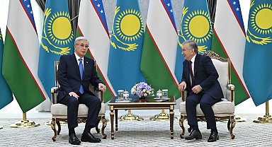 Özbekistan'dan Kazakistan Cumhurbaşkanı Tokayev'e "Yüksek Dereceli Dostluk" Nişanı
