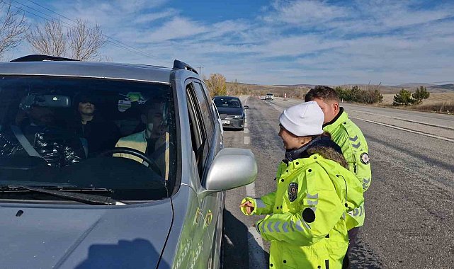 Özel öğrenciler polis üniforması ile denetim yaptı