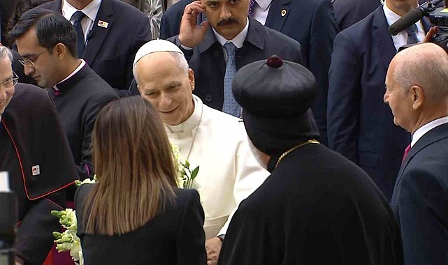 Papa 14. Leo, Yeşilköy'deki Mor Efrem Süryani Ortodoks Kilisesi'ne geldi