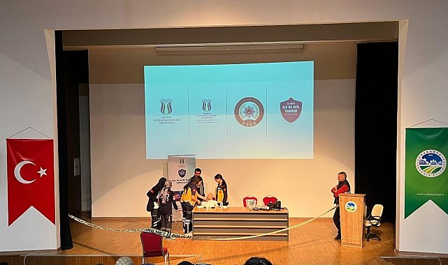 Paramedik öğrencilerine adli vaka uygulama eğitimi