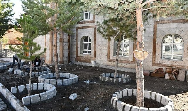 Patnos Belediyesi hizmette hız kesmiyor