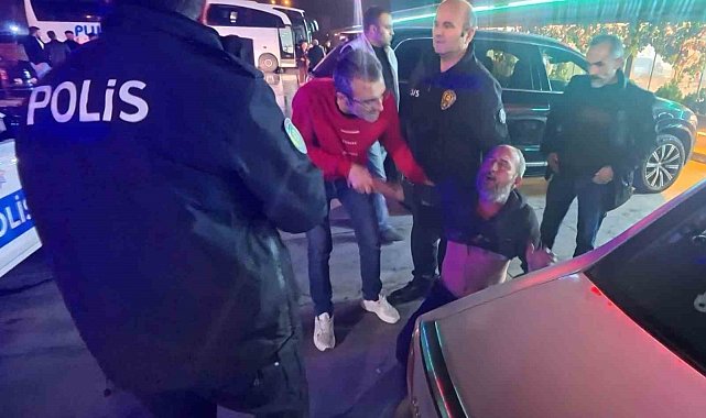 "Gözüm görmüyor neredeyim ben?" dedi, gözünü karakolda açtı