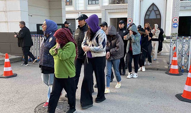 "Sahte bungalov" çetesine dev operasyon: Hesaplarında 35 milyon TL hareketlilik tespit edildi