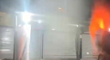 "Serdengeçtiler her yerde" diyerek silahlı ve patlayıcı maddeli saldırı yaptılar