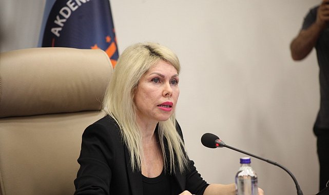 Rektör Özkan: "Bir üniversite içinde bulunduğu şehirle nefes alır"