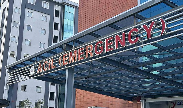 Rize'de 40 öğrenci yedikleri yemekten zehirlenerek hastaneye kaldırıldı