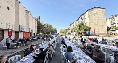 Romanlardan Ilıcabaşı'nda hayır yemeği