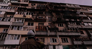 Rus ordusundan Kiev'e yoğun saldırı: 3 ölü, 26 yaralı