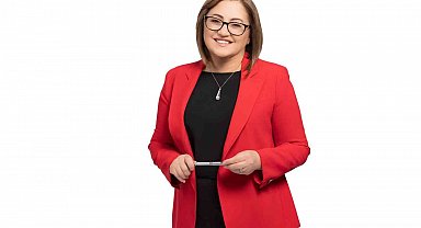 Şahin: "Geleceğimizi aydınlatan en büyük güç öğretmenlerimizdir"