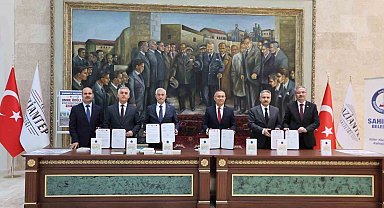 Şahinbey Belediyesi 163 öğrenciyi daha umreye gönderecek