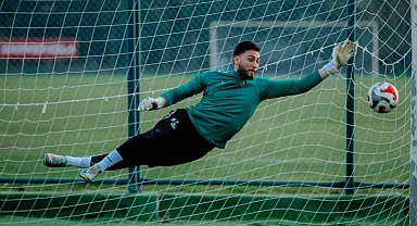Sakaryaspor, İstanbulspor mesaisinde