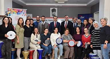 Salihli'de şehit aileleri ve gaziler için Ritm Atölyesi düzenlendi