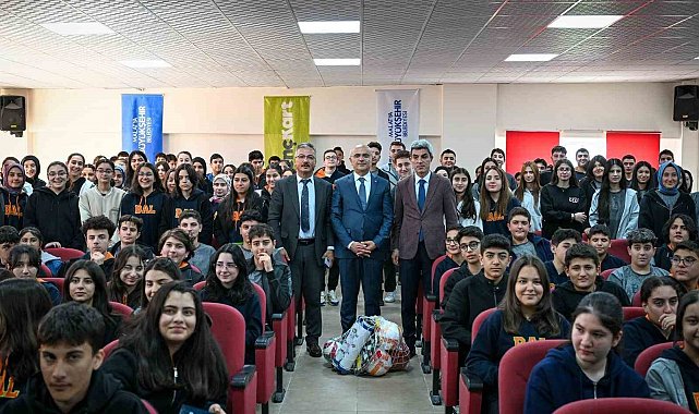 Sami Er: "Gençler için tüm imkânlarımızı seferber ediyoruz"