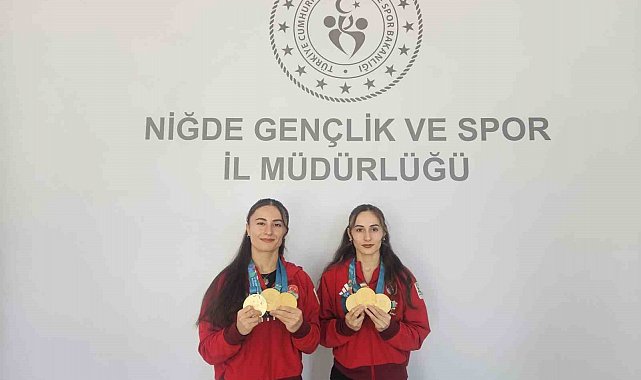 Şampiyon kardeşler Niğde'ye madalyalarla döndü