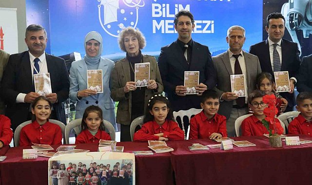 Şanlıurfa'da miniklerin kaleme aldığı "20 düş yolculuğu" kitabı okuyucuyla buluştu
