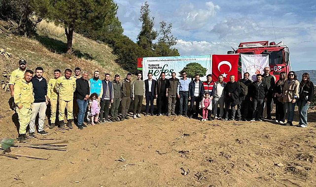 Sarıgöl'de 300 fidan toprakla buluştu