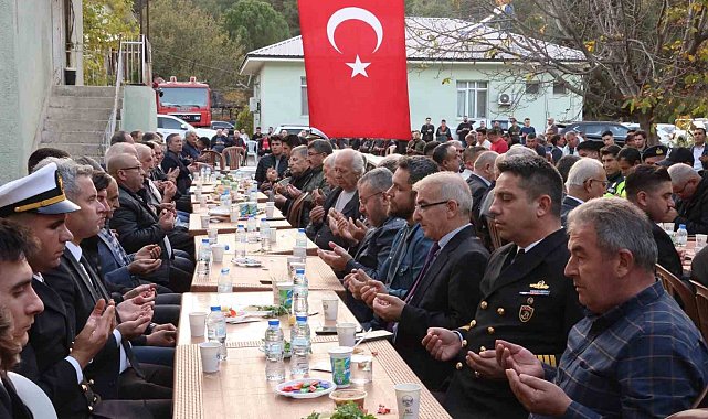 Şehit Deniz Teğmen Öz için mevlit okutuldu