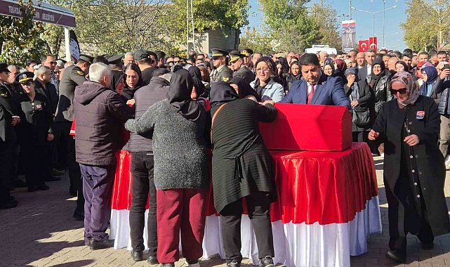 Şehit Hava Astsubay İlker Aykut'un cenazesi Tekirdağ'a getirildi