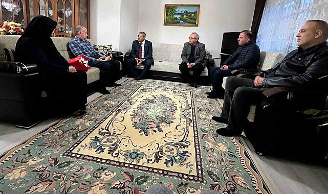 Şehit Serdar Uslu'nun öğretmen babasına anlamlı ziyaret