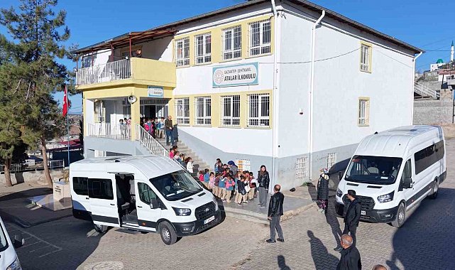 Şehitkamil 3. Çocuk Tiyatrosu Günleri'nde perde açıldı