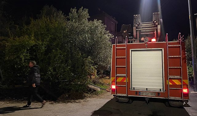 Serik'te korkutan ev yangını