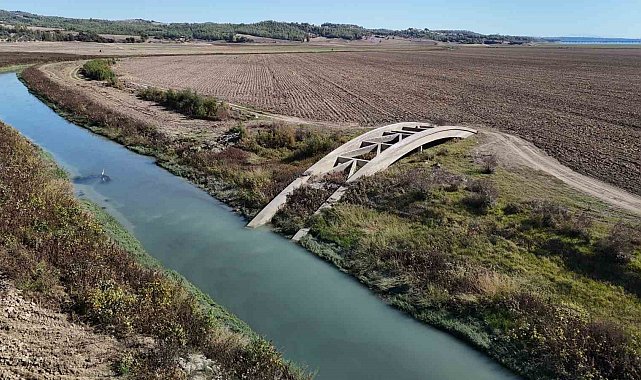 Seyhan Baraj Gölü kurudu, Alman Köprüsü ortaya çıktı