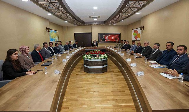 Siirt'te bağımlılıkla mücadele toplantısı gerçekleşti