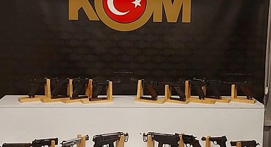 Silah tacirleri yakalandı