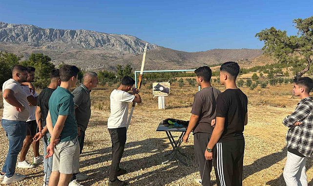 Silifke'de mahalle muhtarlığından gençlere sosyal etkinlik