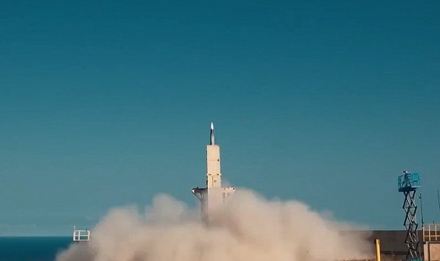 SİPER 1'den tarihi başarı: Otonom batarya atışı hedefi tam isabetle vurdu