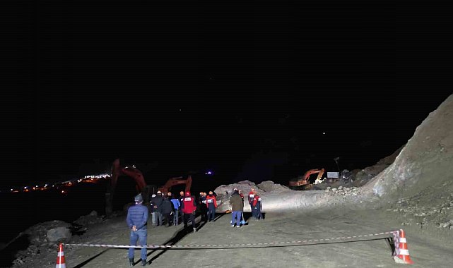 Sivas'ta maden ocağında göçük: 1 işçiyi kurtarma çalışmaları sürüyor