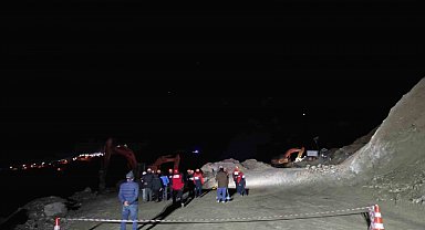 Sivas'ta maden ocağında göçük: 1 işçiyi kurtarma çalışmaları sürüyor