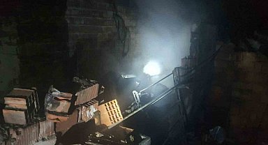 Söğüt'te ev yangını