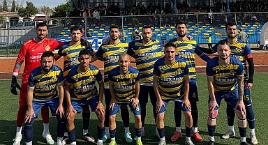 Söğütspor kendi evinde mağlup oldu
